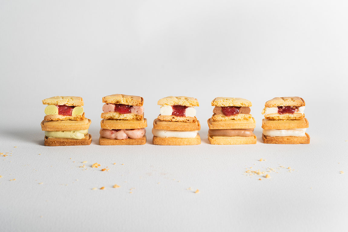 5種類のフレーバーのミガキイチゴのおうちバターサンド